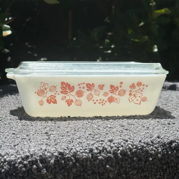 Vintage Pyrex Pink Gooseberry Refrigerator Dish 503 w/Lid 503C - 1 1/2 Qt - Picture 2 of 12